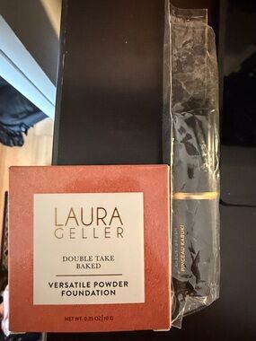 Laura Geller Double Take Baked Versatile Powder Foundation - Tan